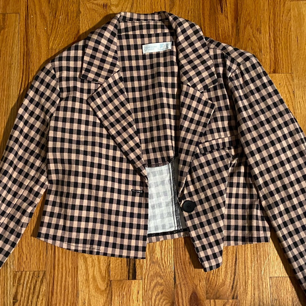 Checkered cropped blazer